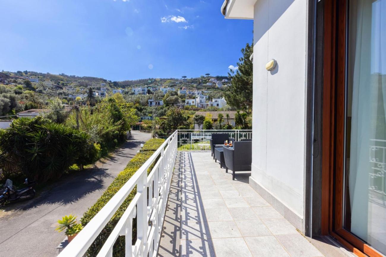 Villa Estate4home - Louise Sorrente