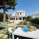 Estate4Home - Villa Louise