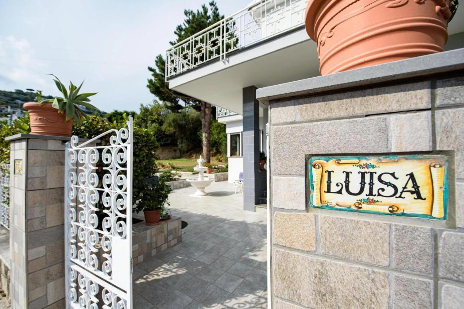 Estate4home - Louise Villa *