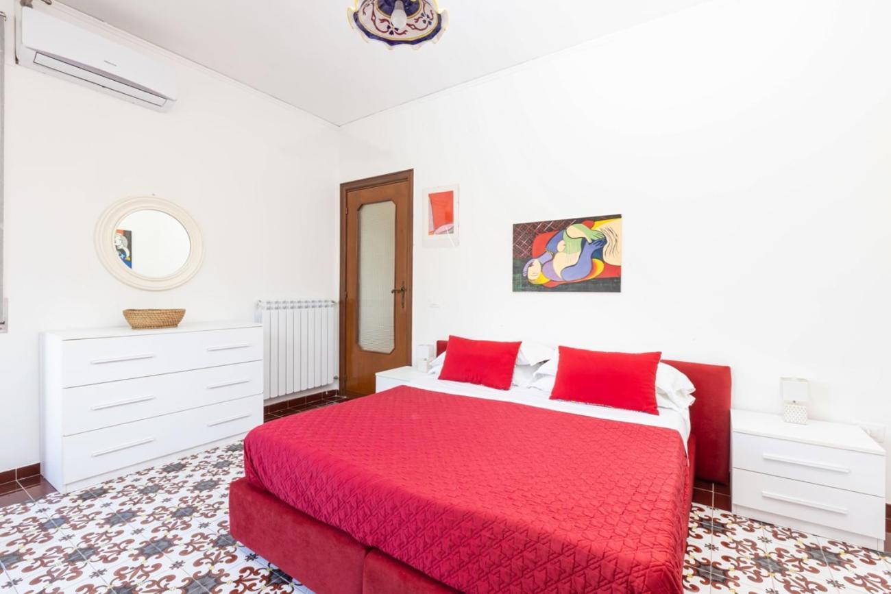 Estate4home - Louise Sorrento