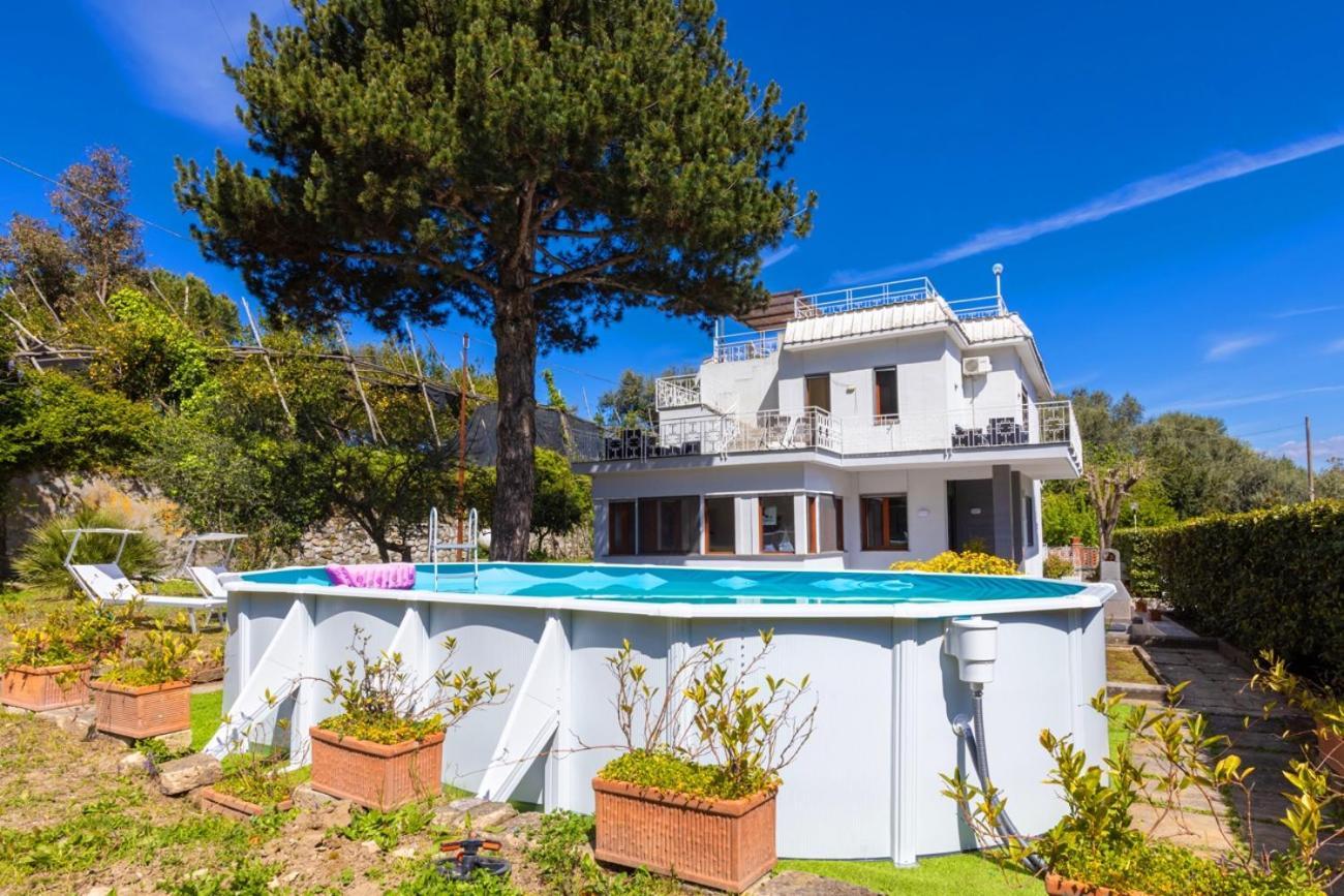 Estate4home - Louise Villa Sorrento