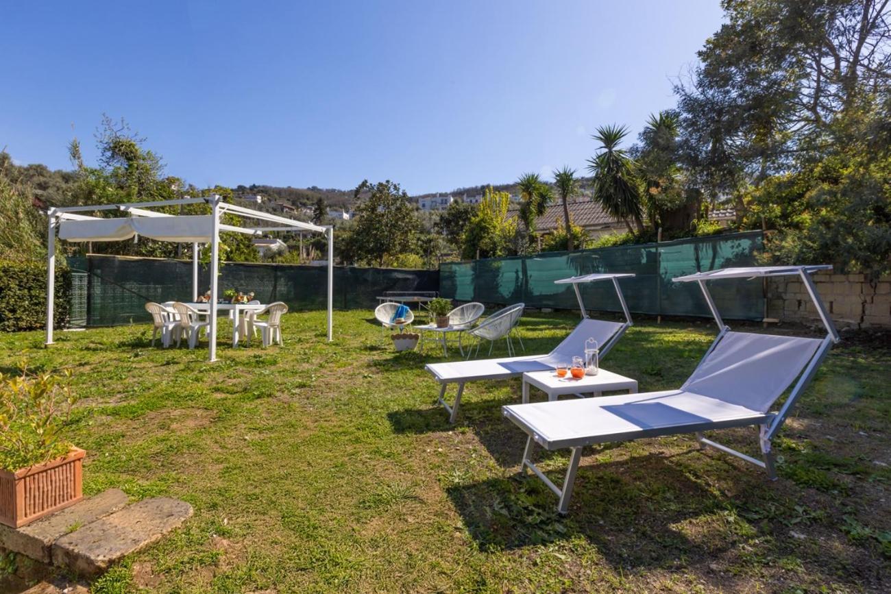 Estate4home - Louise Sorrento